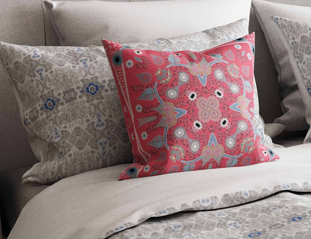 14Treasure Floral Red Beige Blue 10zoomsquarepillowsham